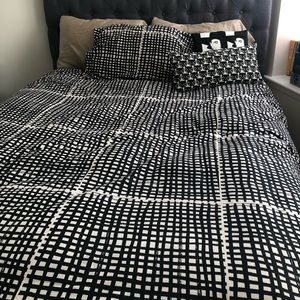 IKEA queen Bjornluka Ruta duvet cover and sham